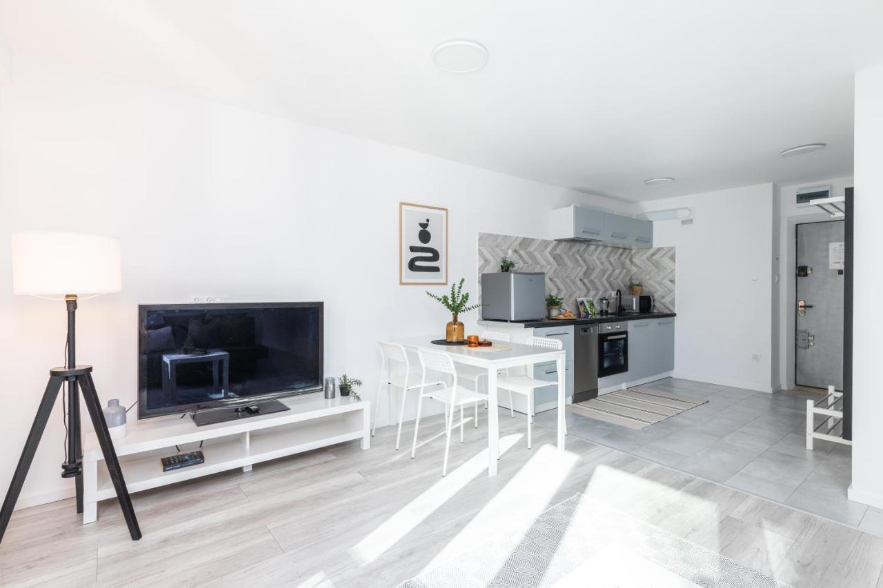 Superapart Jana Pawla II 18 Warsaw Luaran gambar